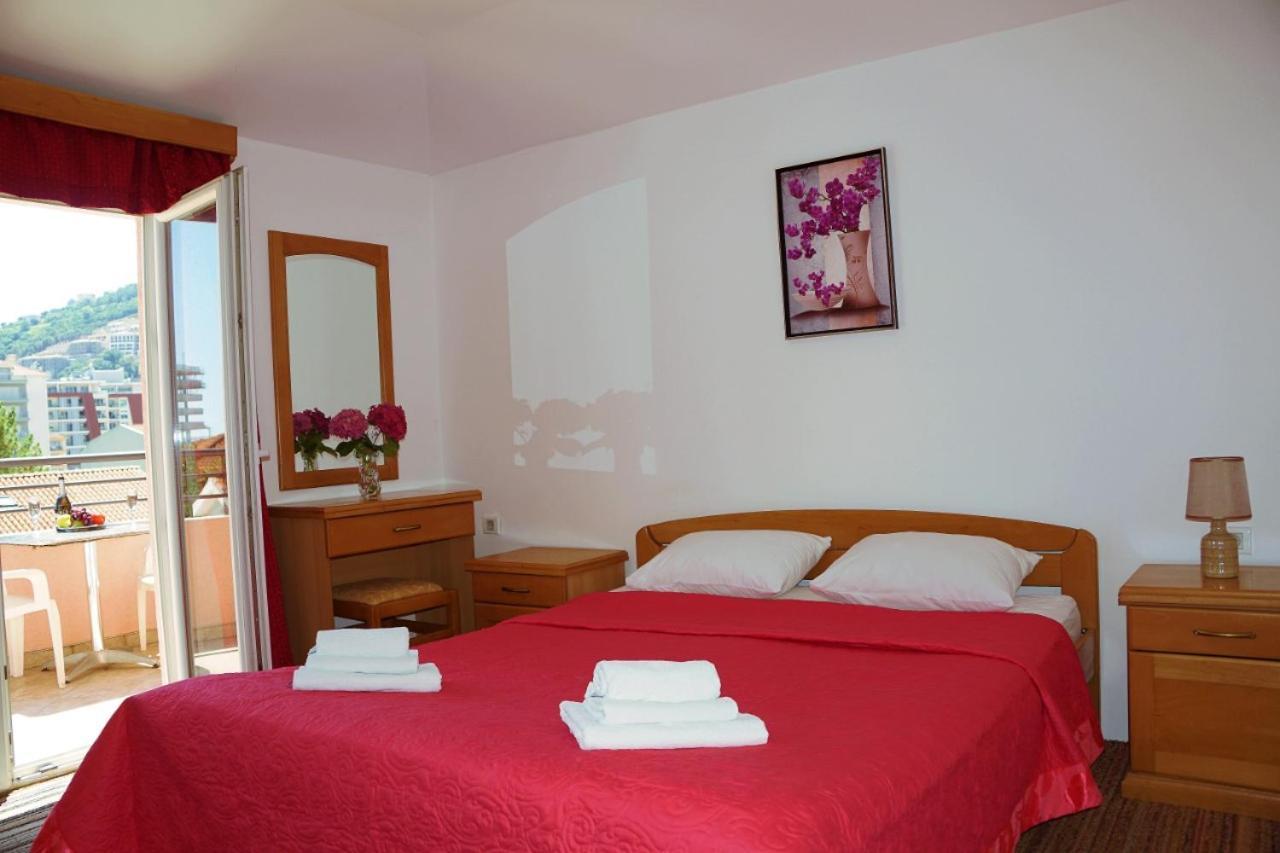 Apartments Stanivukovic Budva Bagian luar foto