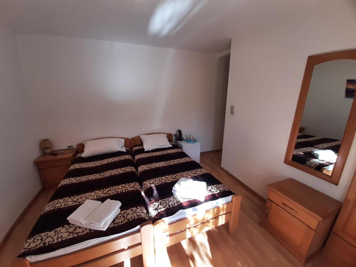 Apartments Stanivukovic Budva Bagian luar foto